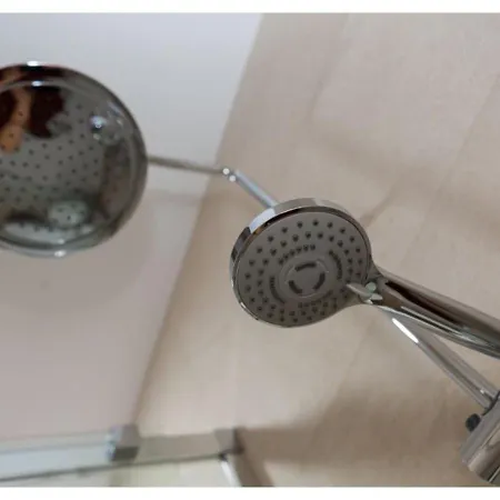 Felisa B アパート *